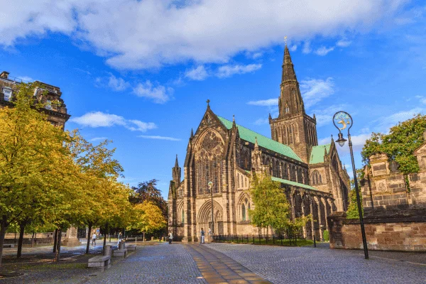 Glasgow nach Einbruch der Dunkelheit: Leichenräuber, Hinrichtungsstätten und die Geschichten, die nicht sterben wollen
