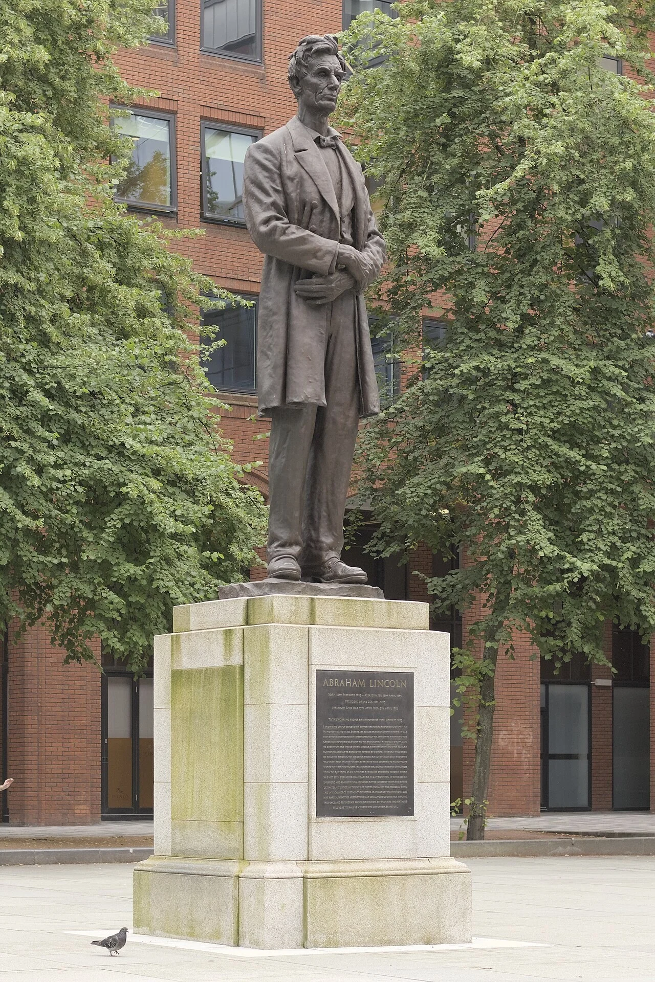 The statue of Abraham Lincoln in Manchester, commemorating a complex relationship with abolition and the American Civil War